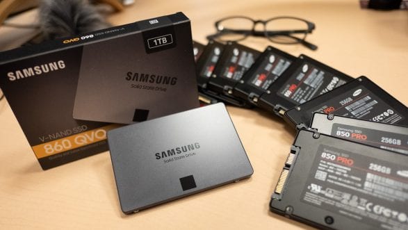 Samsung 860 QVO Samsung 860 QVO