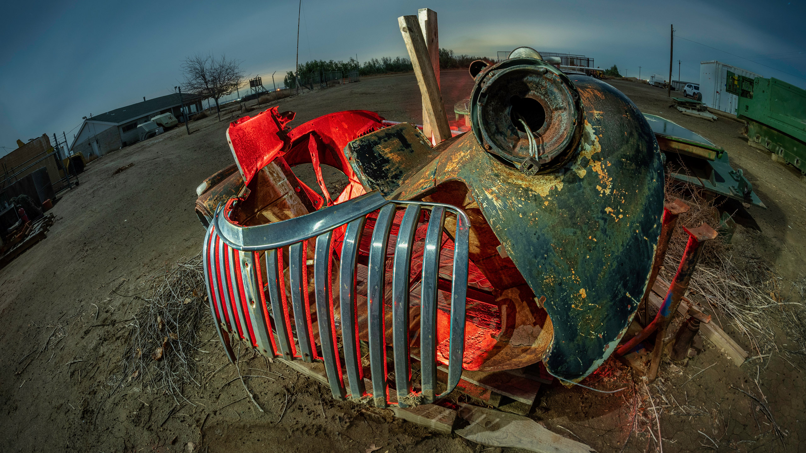 7565_kenlee_eaglefield_201227_0008_2mf8iso320_fisheye_red-grille-separated-PHOTOFOCUS HEADER 2560X1440PX 7565_kenlee_eaglefield_201227_0008_2mf8iso320_fisheye_red-grille-separated-PHOTOFOCUS HEADER 2560X1440PX