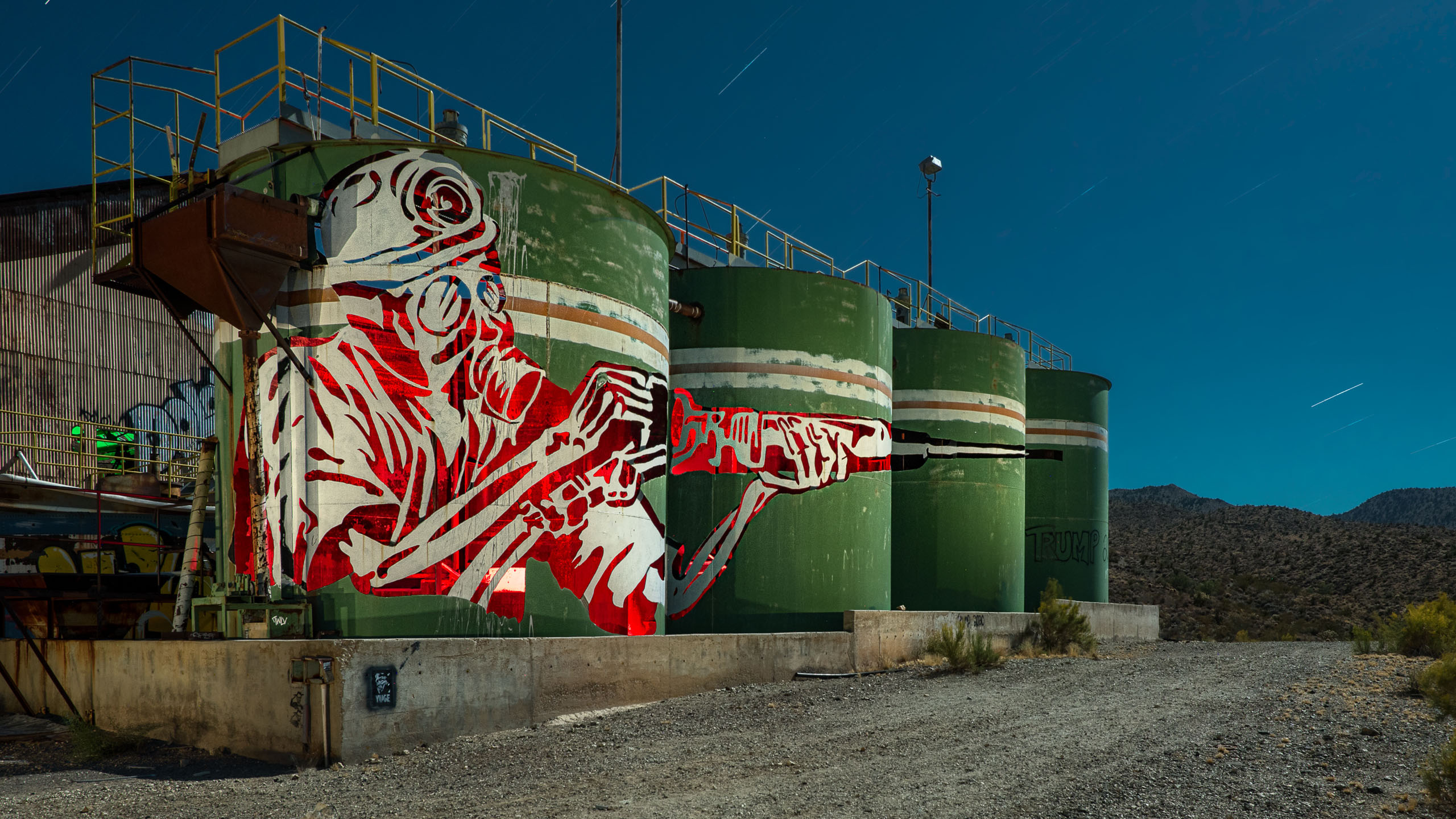 4843_kenlee_october2019trip_191009_2209_12mtotal_3mf8iso320_goldome-startrails-cyanidetanks_PHotofocus header 4843_kenlee_october2019trip_191009_2209_12mtotal_3mf8iso320_goldome-startrails-cyanidetanks_PHotofocus header