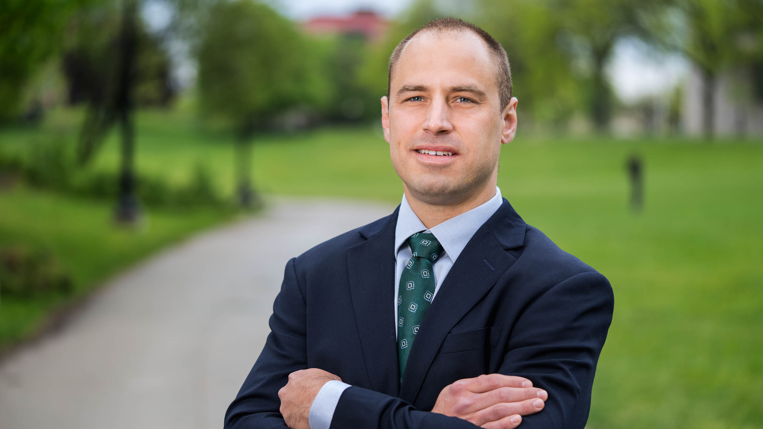 Using a macro lens for environmental portraits Photofocus