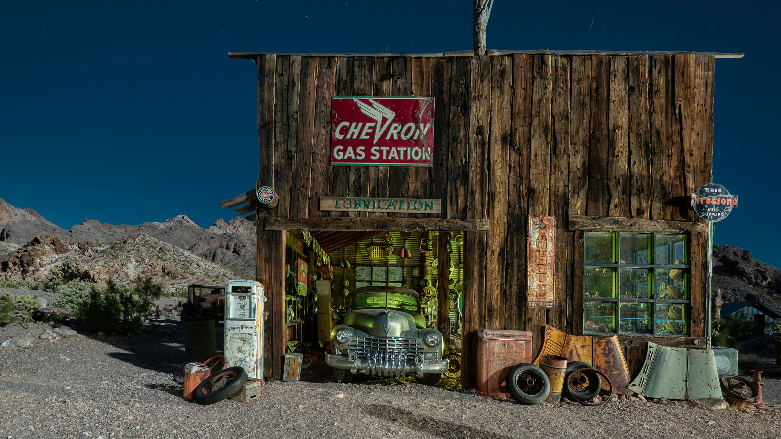 4104_kenlee_arizona-and-nevada_190715_2117_396sf8iso200_nelson-garage-front-HEADER-PHOTOFOCUS 4104_kenlee_arizona-and-nevada_190715_2117_396sf8iso200_nelson-garage-front-HEADER-PHOTOFOCUS