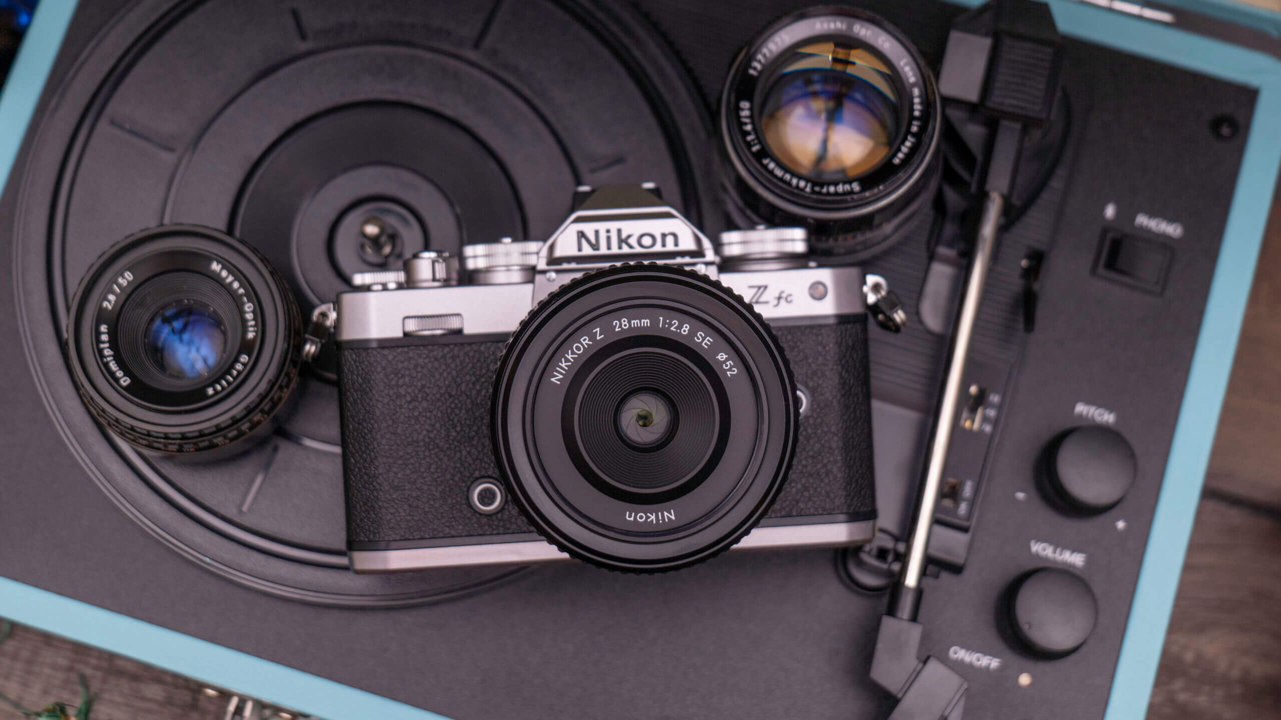 Nikon Z fc with Special Edition Prime Lens | Retro-inspired compact  mirrorless stills/video camera with matching 28mm f/2.8 prime lens | Nikon  USA