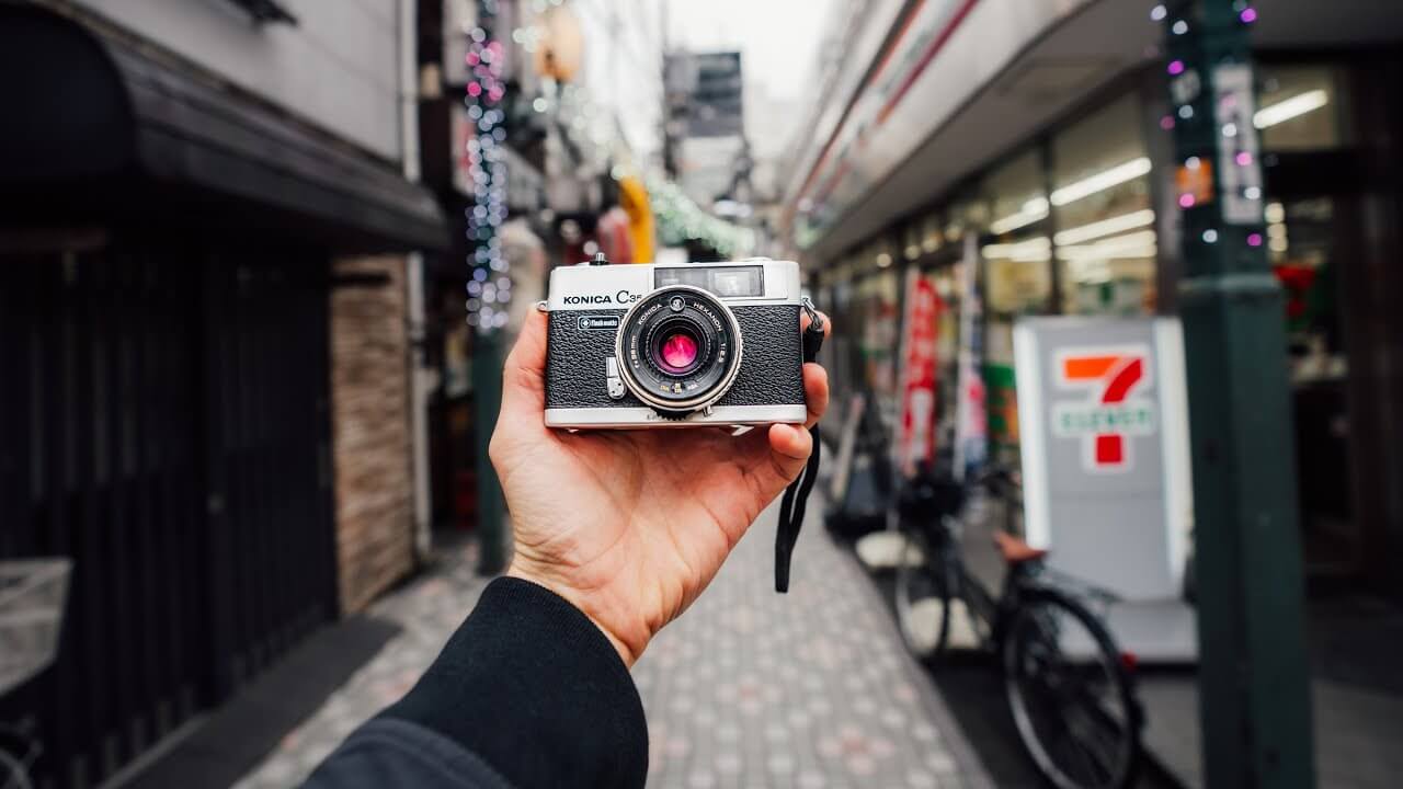 How does a $15 film camera do for street photography?