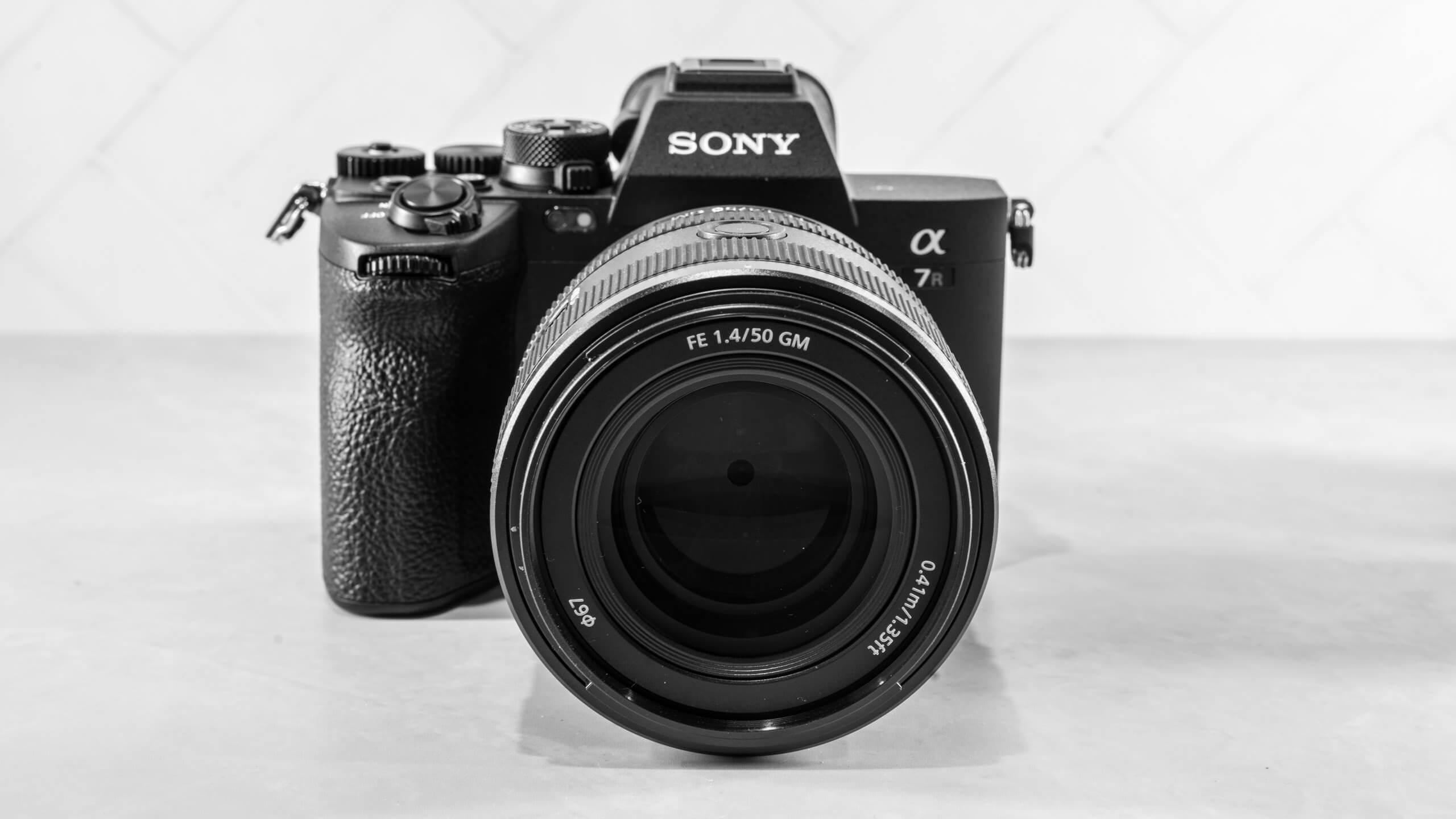 Sony FE 50mm f/1.4 GM Lens