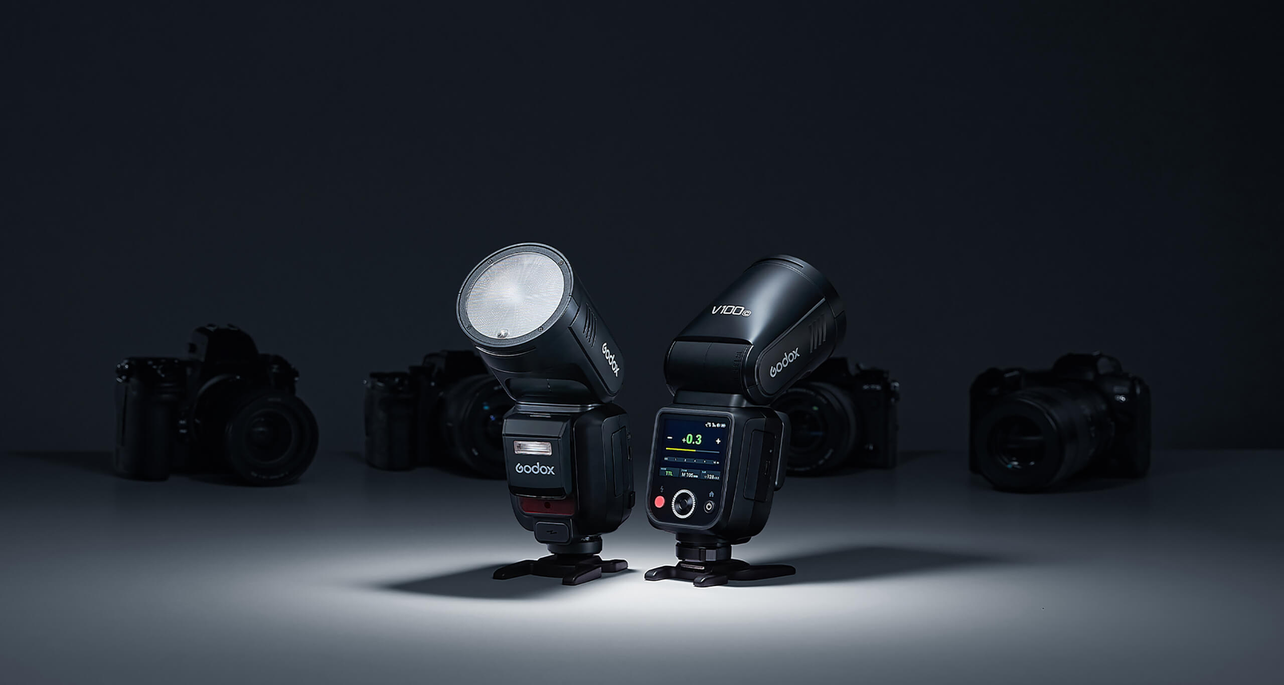 V100 TTL on-Camera Flash by Godox